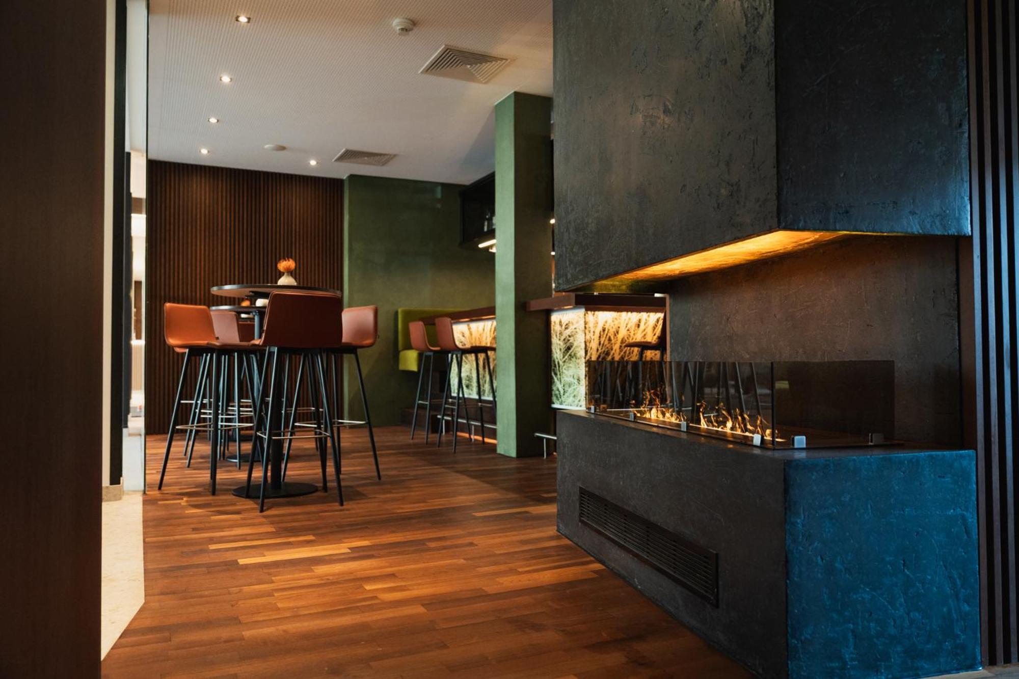 Alphotel Innsbruck Exterior photo